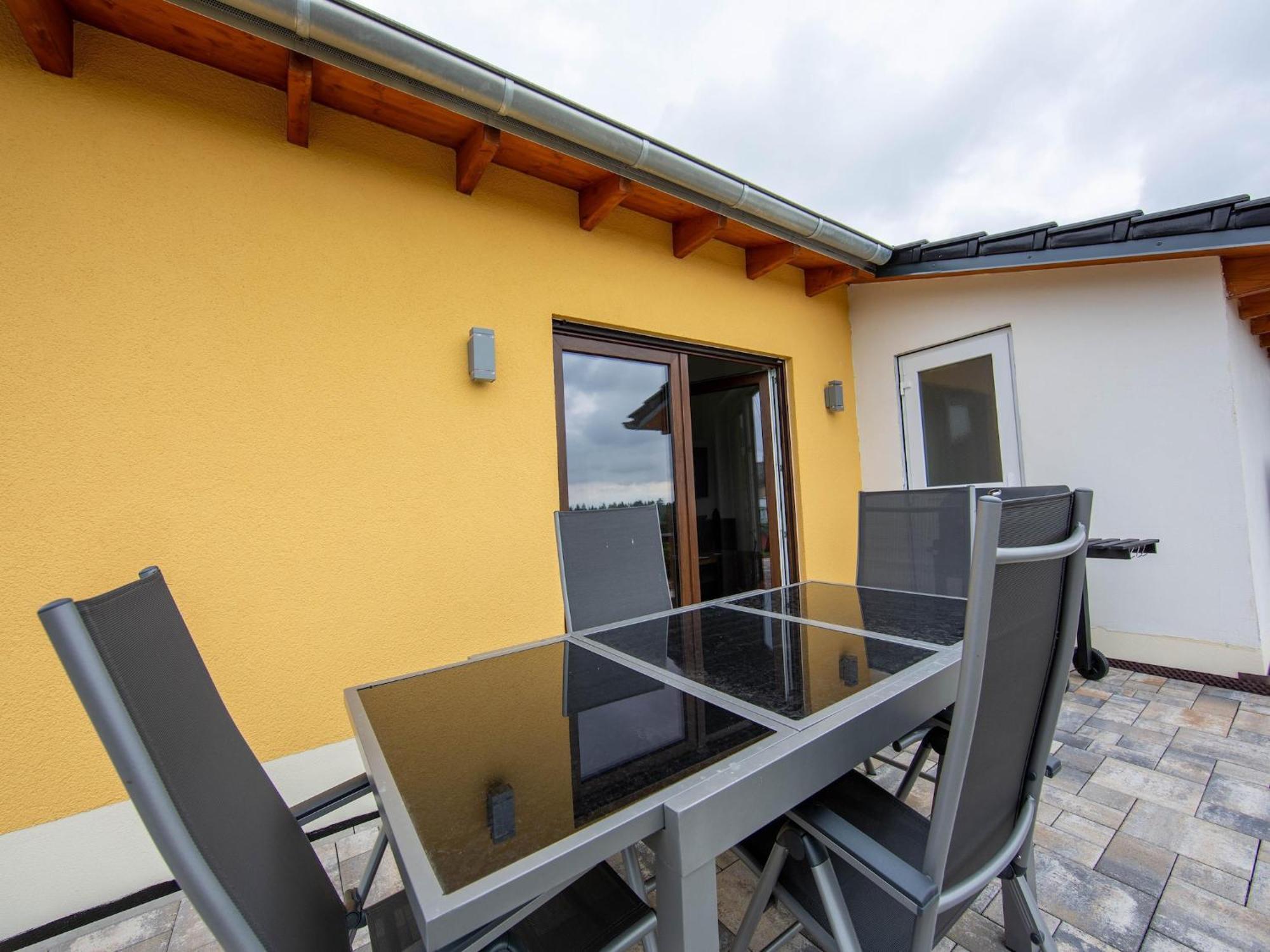 Tranquil Holiday Home In Filz In The Eifel With Garden エクステリア 写真